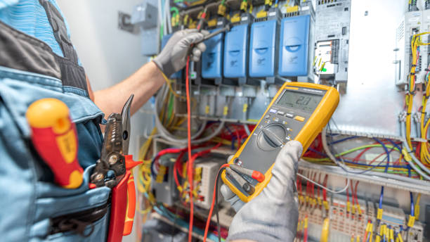 Best Affordable Emergency Electrician  in Bartow, FL